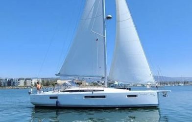41' Jeanneau 2020 Yacht For Sale